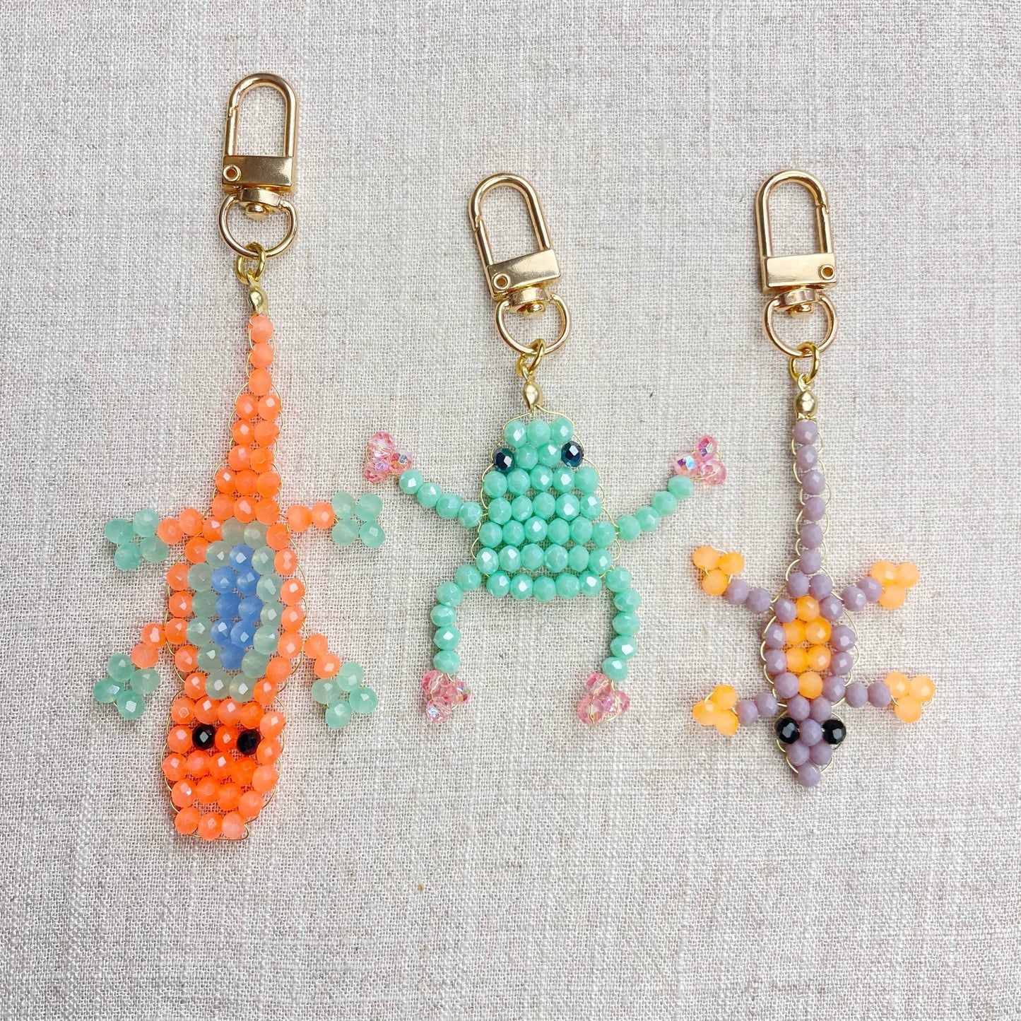 Gator// Mango Glass Beaded Alligator Charm Keychain