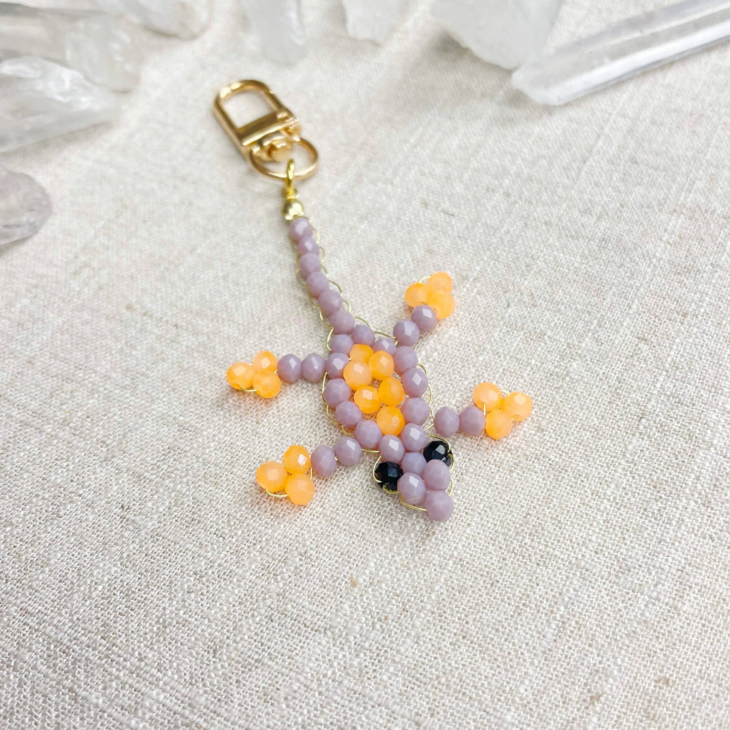 Lizzie// Lavender Glass Beaded Lizard Charm Keychain